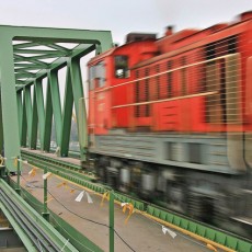 Újpesti vasúti híd (Hídépítő Zrt)